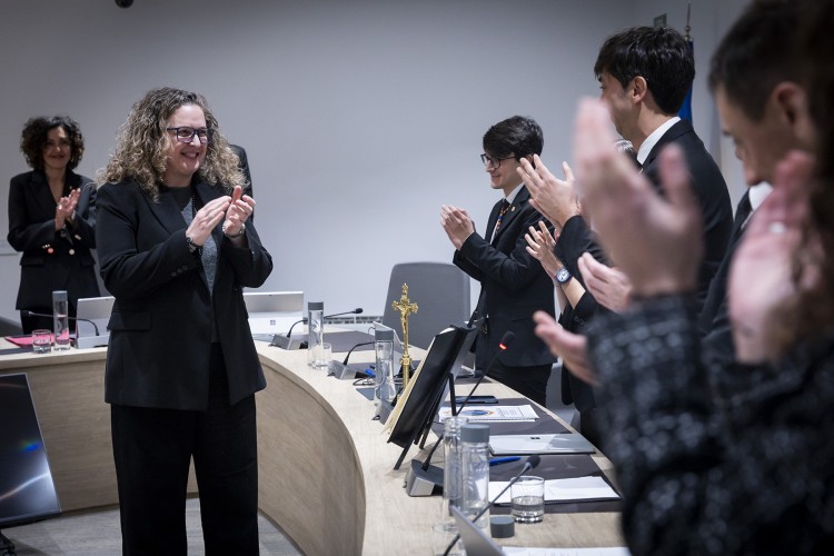 Montse Altimir Coll aclamada tras asumir la dirección del Departamento de Social