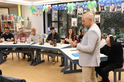 Autors i lectors reunits en una jornada literària a Encamp.