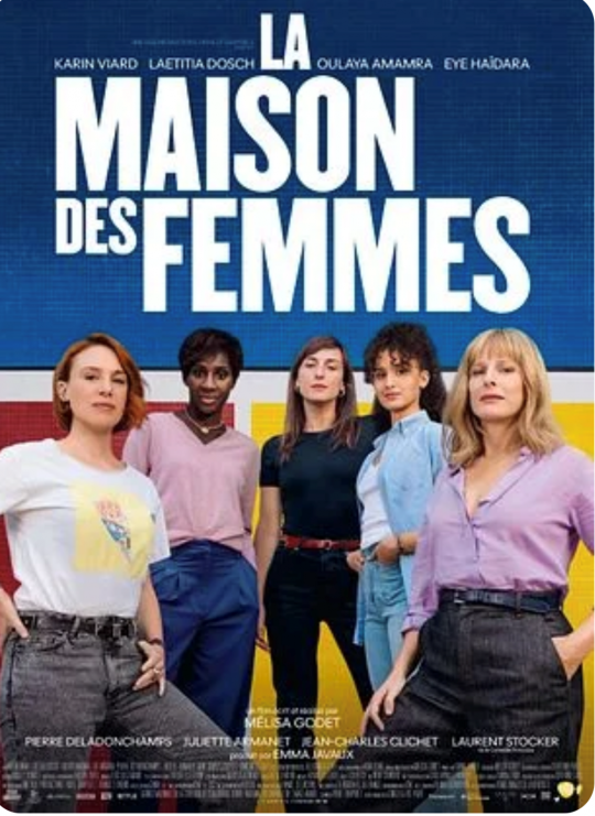 Cartel de la película La Maison des femmes con cinco mujeres en primer plano