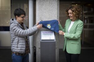 Presentación de la placa en la plaça Guillemó de Andorra la Vella