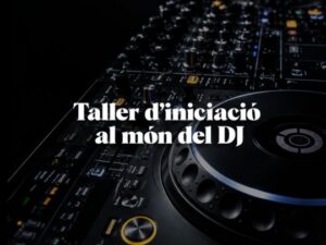 Mesa de mezclas de DJ con controles y botones