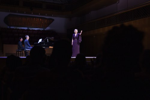 Actuació en directe del Festival ClàssicAnd amb cantant i pianista